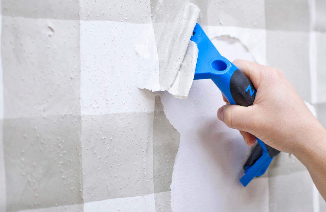 Expert wallpaper removal and surface preparation in Jacksonville